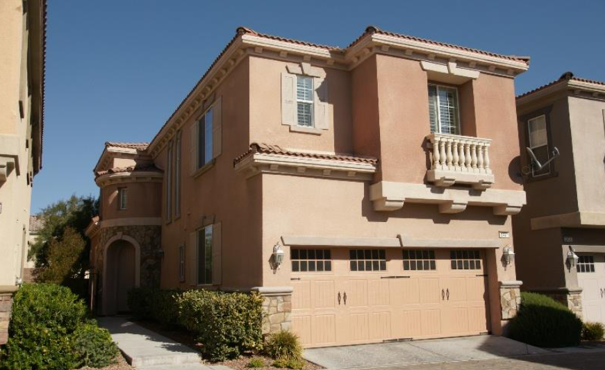2407 Granada Bluff Court